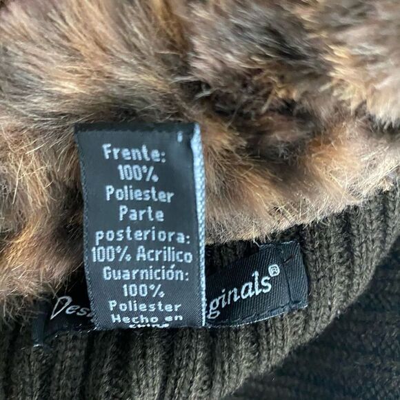 Designer Originals Leopard Print Sweater Vest - Picture 5 of 6